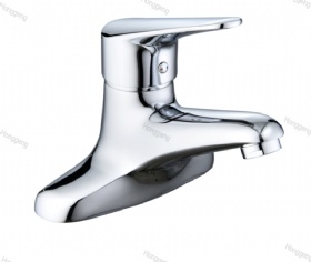 Dual-hole basin mixer